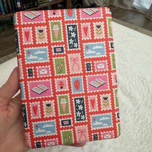 Page Kindle 11th Gen Paperwhite Case